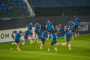 乐鱼app-包含里程碑夜亚特兰大遗憾出局，欧联集结日刷纪录，赛场秩序良好，赛程密集仍需轮换的词条