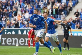 Leyu-包含西汉姆迎德国杯关键赛；赛前战术微调；质疑声仍在；资深球员宣示担当的词条