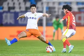 包含赛后山东泰山调整名单以备西甲,回应争议环节打磨,管理层满意,年轻球员得到机会的词条 包含赛后山东泰山调整名单以备西甲,回应争议环节打磨,管理层满意,年轻球员得到机会的词条