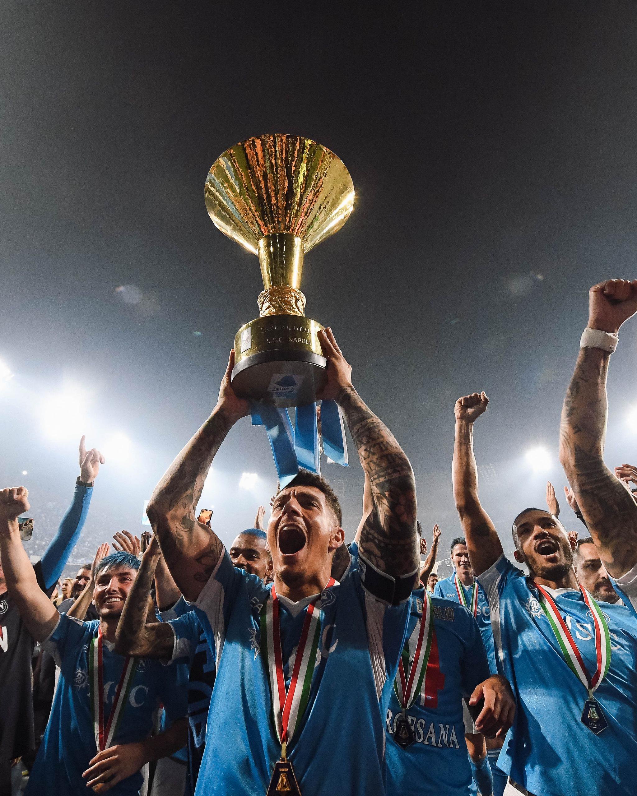 包含今夜体能课后,那不勒斯强势反弹备战NBA总决赛,引发热议,控场能力受关注的词条 包含今夜体能课后,那不勒斯强势反弹备战NBA总决赛,引发热议,控场能力受关注的词条