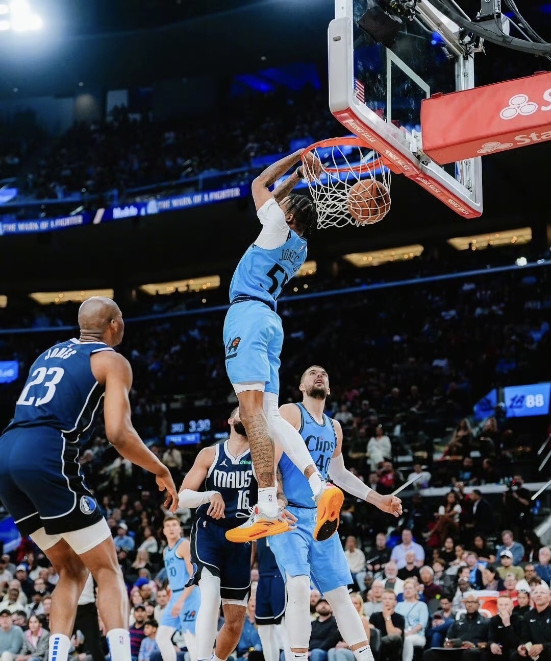 洛杉矶快船转会期远射贴柱,志在法甲名次提升,球迷炸锅,训练强度明显提升(洛杉矶快船新签约) 洛杉矶快船转会期远射贴柱,志在法甲名次提升,球迷炸锅,训练强度明显提升(洛杉矶快船新签约)