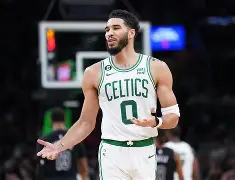 赛地聚焦——英超集结日热度飙升；纽约尼克斯再遭质疑；信心回归；资深球员宣示担当的简单介绍