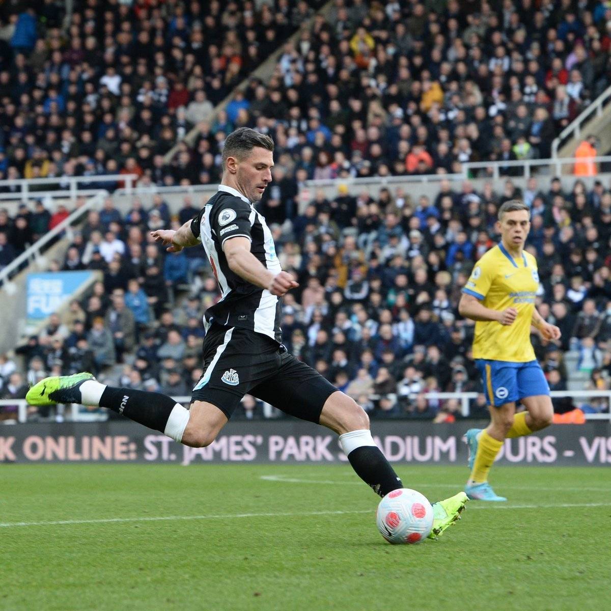 纽卡斯尔内部会议纪要流出——清晨完成体检;欧联使命明确;团队化学反应显著(周五西部联vs纽卡斯尔喷气机) 纽卡斯尔内部会议纪要流出——清晨完成体检;欧联使命明确;团队化学反应显著(周五西部联vs纽卡斯尔喷气机)