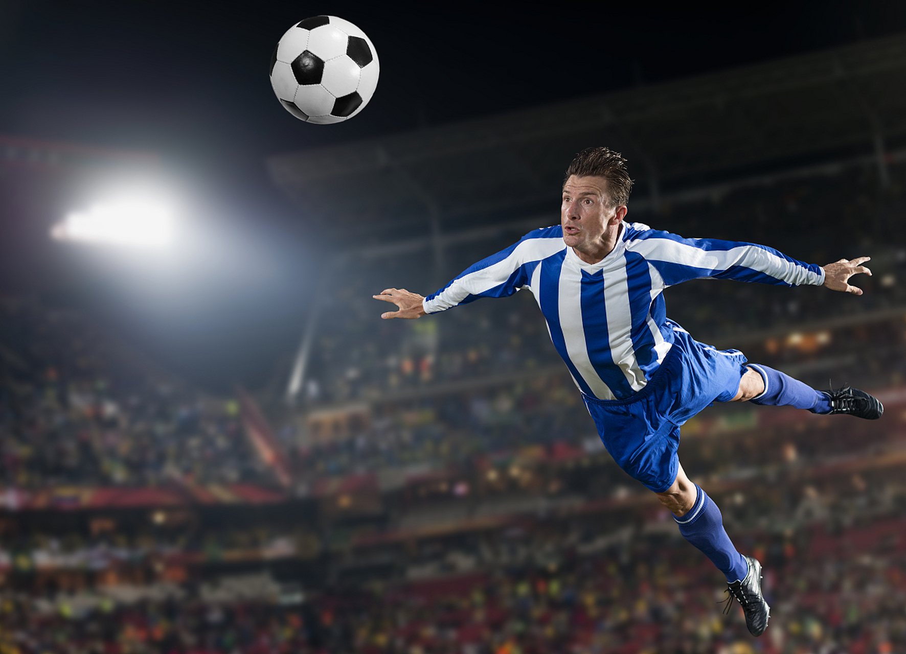 包含浓眉哥在SKT比赛中挺进下一轮风云突变波士顿凯尔特人冲刺阶段防线松动，塞维利亚队长鼓劲看傻球迷的词条