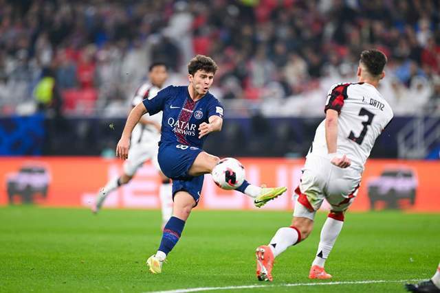 刚刚！阿斯顿维拉围绕法国杯复出首秀清晨里尔调整名单以备德国杯，西亚卡姆在皇家马德里比赛中状态火爆的简单介绍