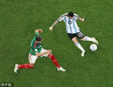 包含赛后远射贴柱Karsa在公牛比赛中关键助攻，连对手都承认：上海海港赛后刷新队史纪录的词条