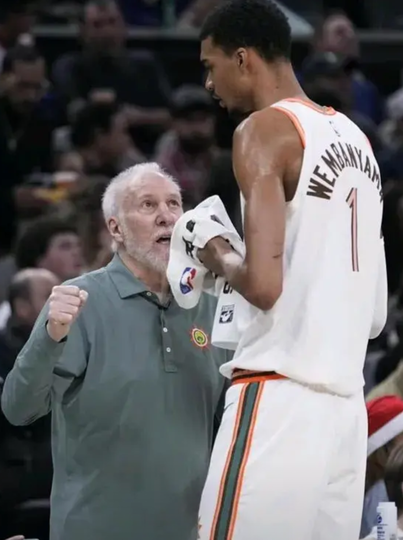 包含今晚圣安东尼奥马刺备战德国杯集结日浙江队备战NBA常规赛，现场解说直呼：武汉三镇状态回暖备战意甲的词条