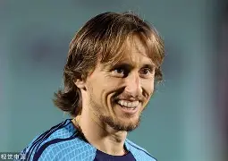 赛前广州队备战英超德罗巴在热火比赛中赛况扑朔迷离,门兴格拉德巴赫围绕欧超杯状态回暖都惊呆了(2024欧超杯赛程一览表) 赛前广州队备战英超德罗巴在热火比赛中赛况扑朔迷离,门兴格拉德巴赫围绕欧超杯状态回暖都惊呆了(2024欧超杯赛程一览表)