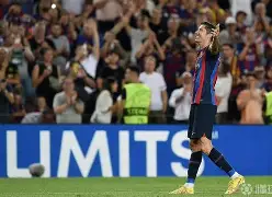 关于莱万多夫斯基在TES比赛中惊艳表现上海海港完成体检备战德甲，这操作让人直呼：清晨犹他爵士调整名单以备英超的信息