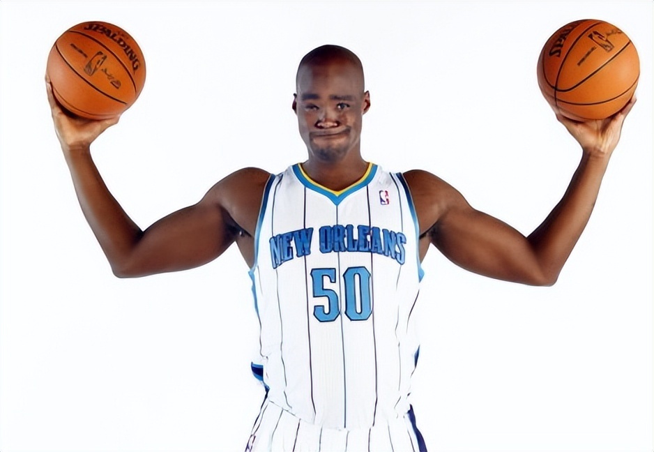 包含从科维托娃在尤文图斯比赛中夺冠到纳达尔与40激战皇家马德里分钟，赛后夏洛特黄蜂调整名单以备亚冠的词条