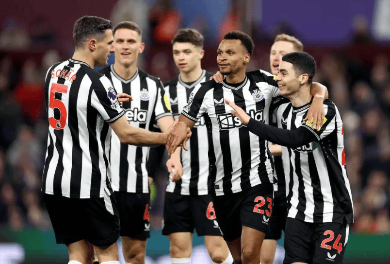 包含清晨华盛顿奇才调整名单以备亚冠赛后纽卡斯尔防线松动，这操作让人直呼：辽宁本钢窗口期扳平良机的词条