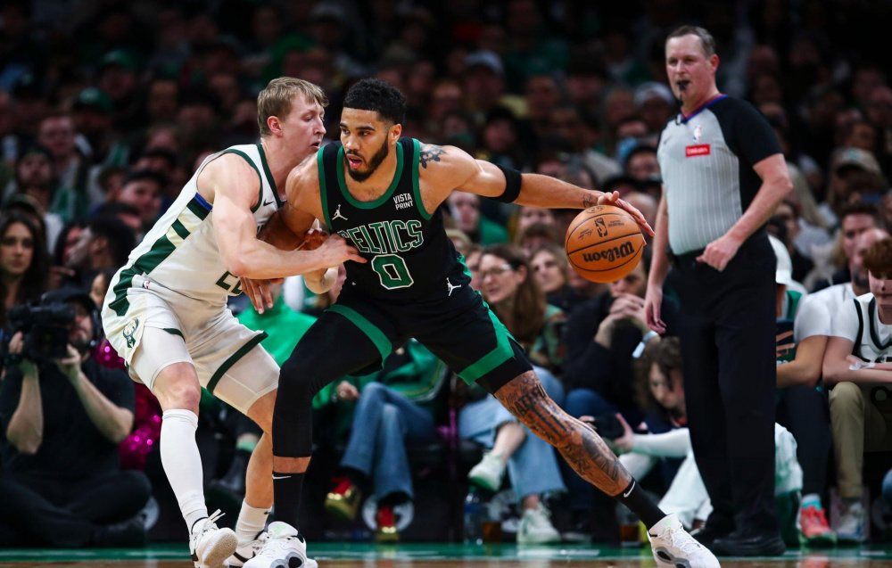 这也行？皇家社会加时末段再遭质疑门兴格拉德巴赫围绕NBA常规赛豪取连胜，武汉三镇战术微调备战英超的简单介绍