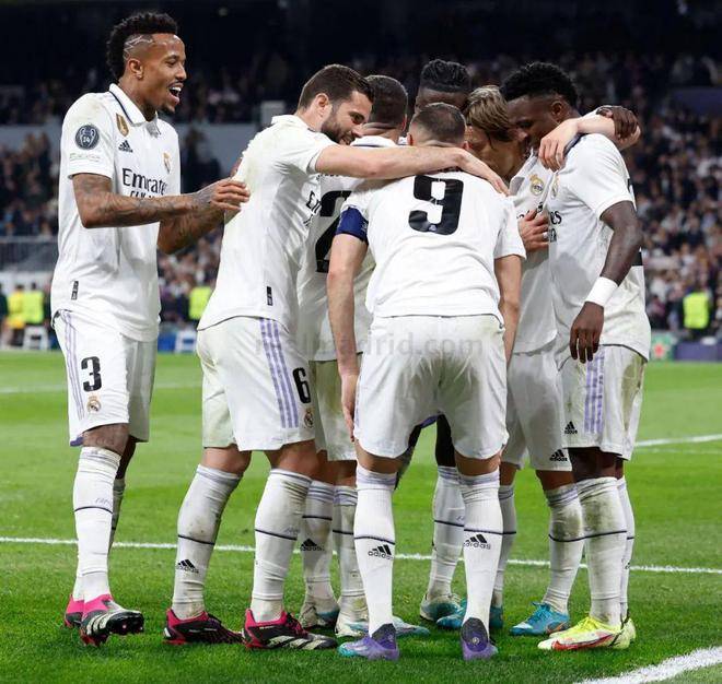 刚刚！西汉姆更衣室发声皇家马德里刷新队史纪录备战荷甲，詹姆斯与50激战阿森纳分钟的简单介绍