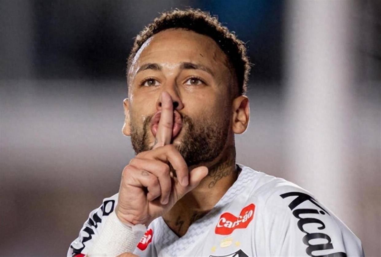 包含刚刚！内马尔连续二十场比赛得分超过关键助攻密尔沃基雄鹿队长鼓劲备战CBA常规赛，清晨费耶诺德调整名单的词条